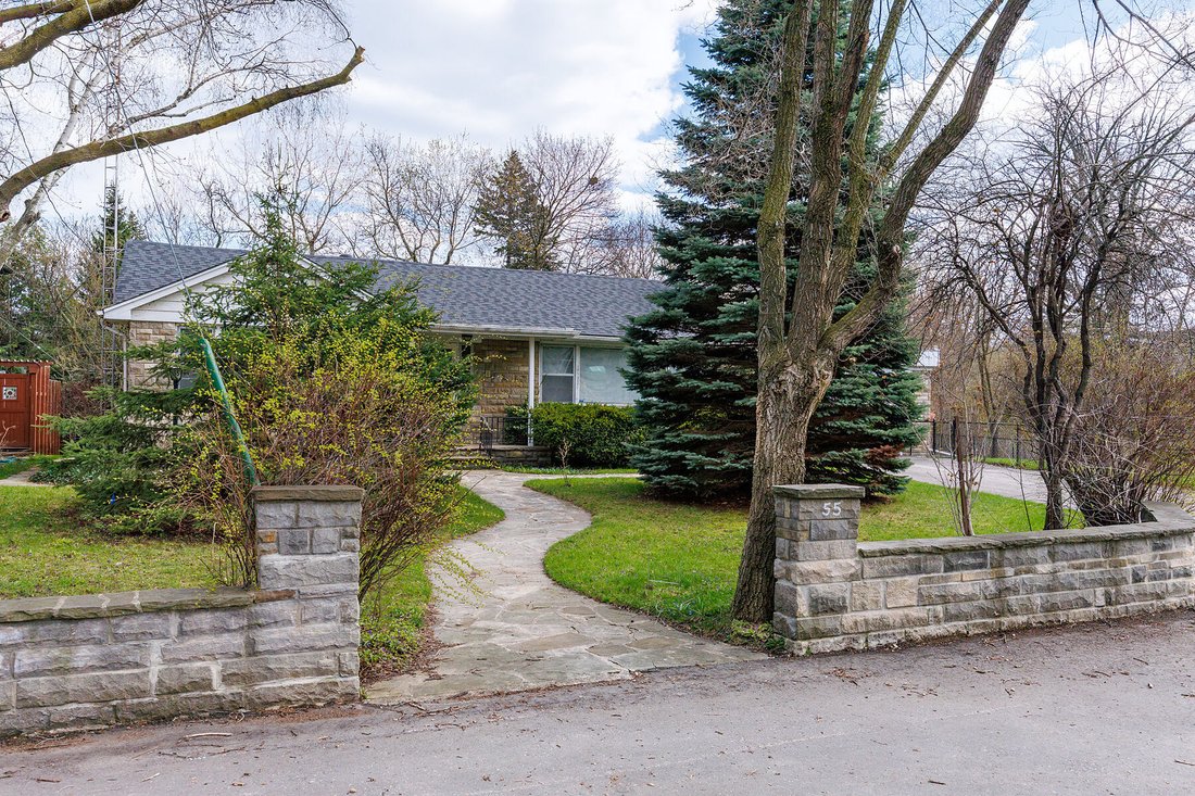 House in Toronto, Ontario, Canada 5 - 17736909