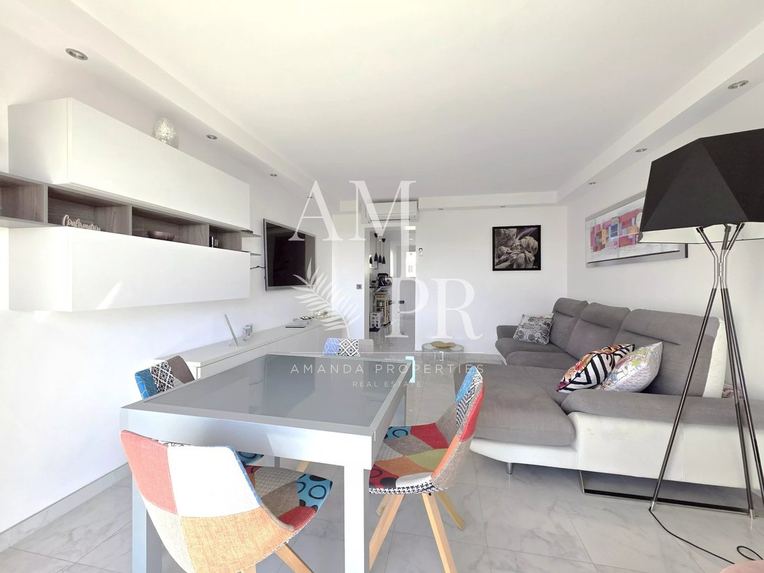 Apartment in Croix des Gardes, Cannes, France 5 - 17735634