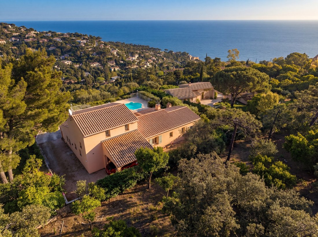 House in Les Issambres, Roquebrune-sur-Argens, France 5 - 17737001