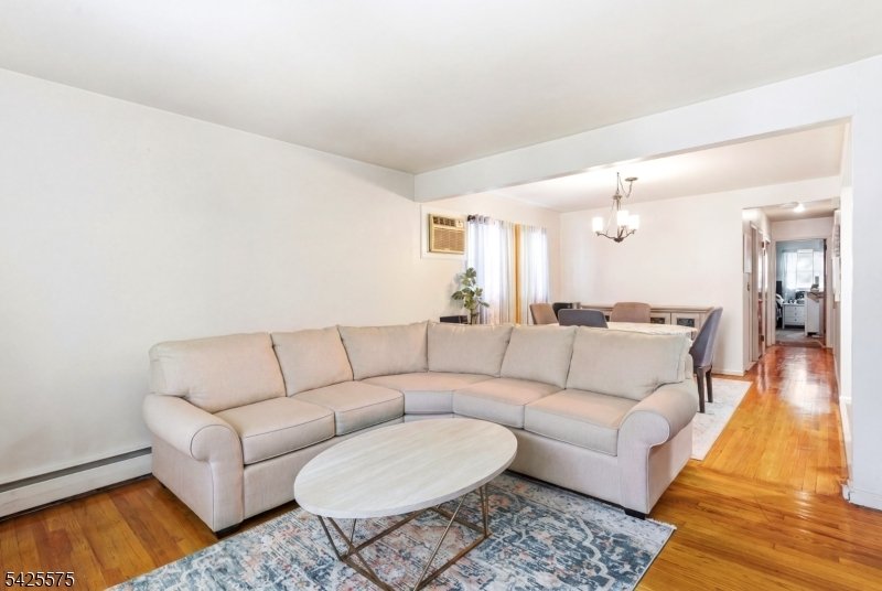 House in Irvington, New Jersey, United States 5 - 17735953