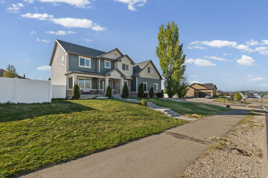House in Eagle Mountain, Utah, United States 4 - 17737270