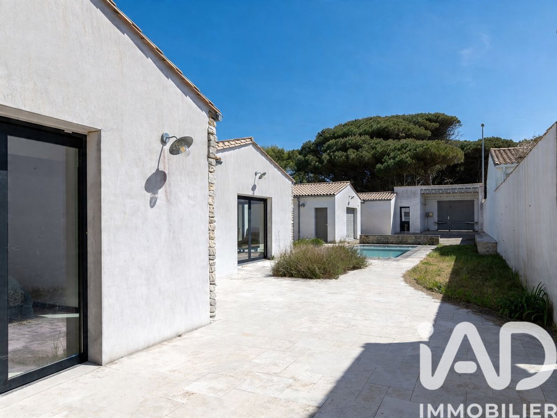 House in Le Bois-Plage-en-Ré, Nouvelle-Aquitaine, France 4 - 17658156