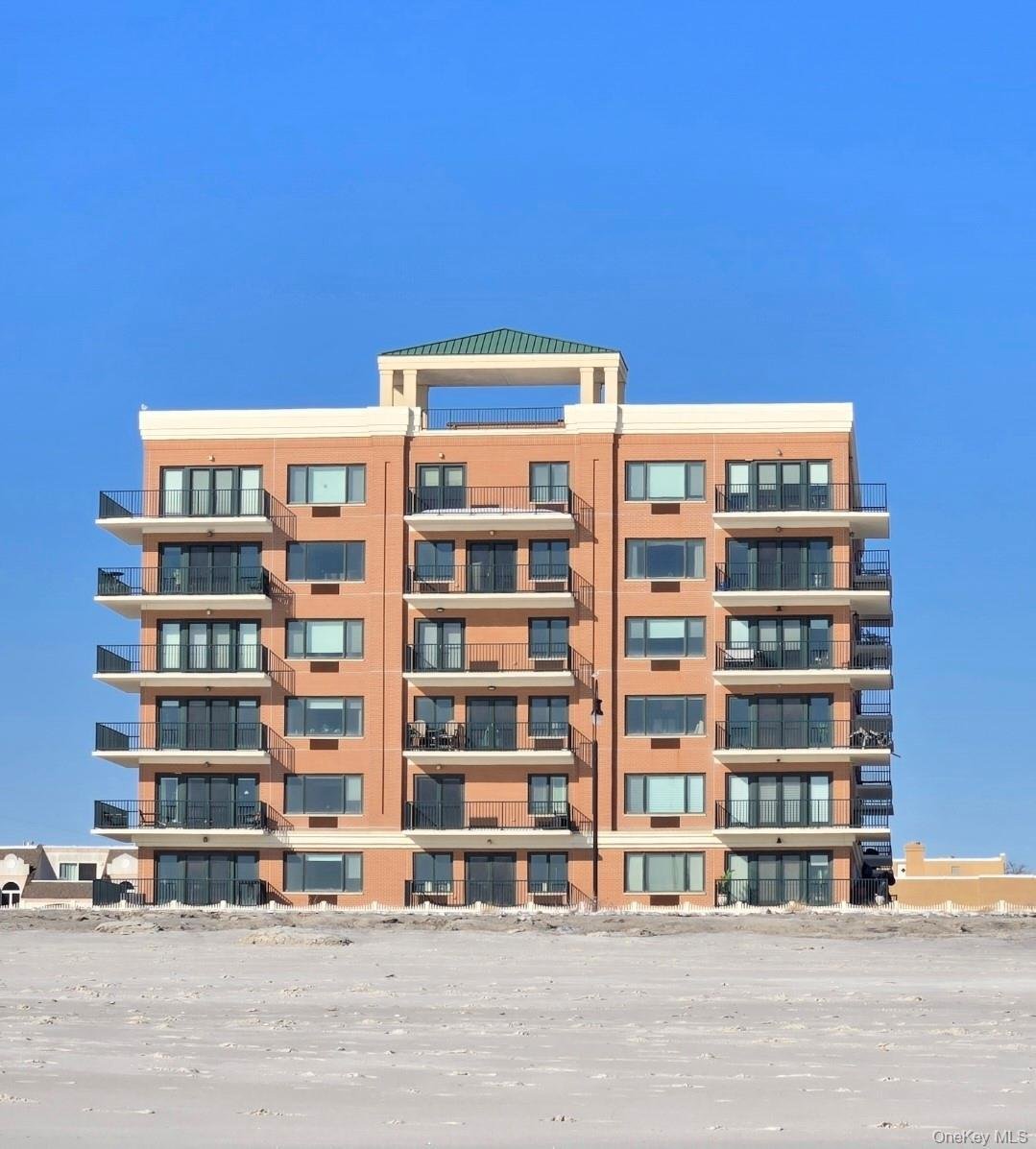 Condo in Long Beach, New York, United States 1 - 17735444