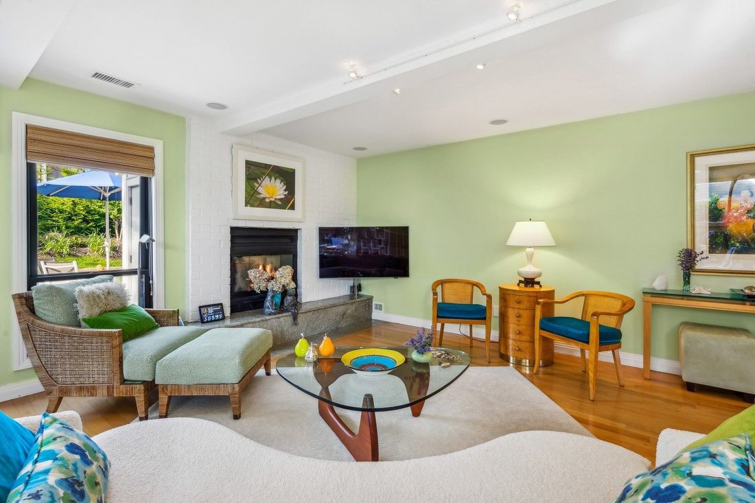 Southampton, New York, United States 5 - 17735507