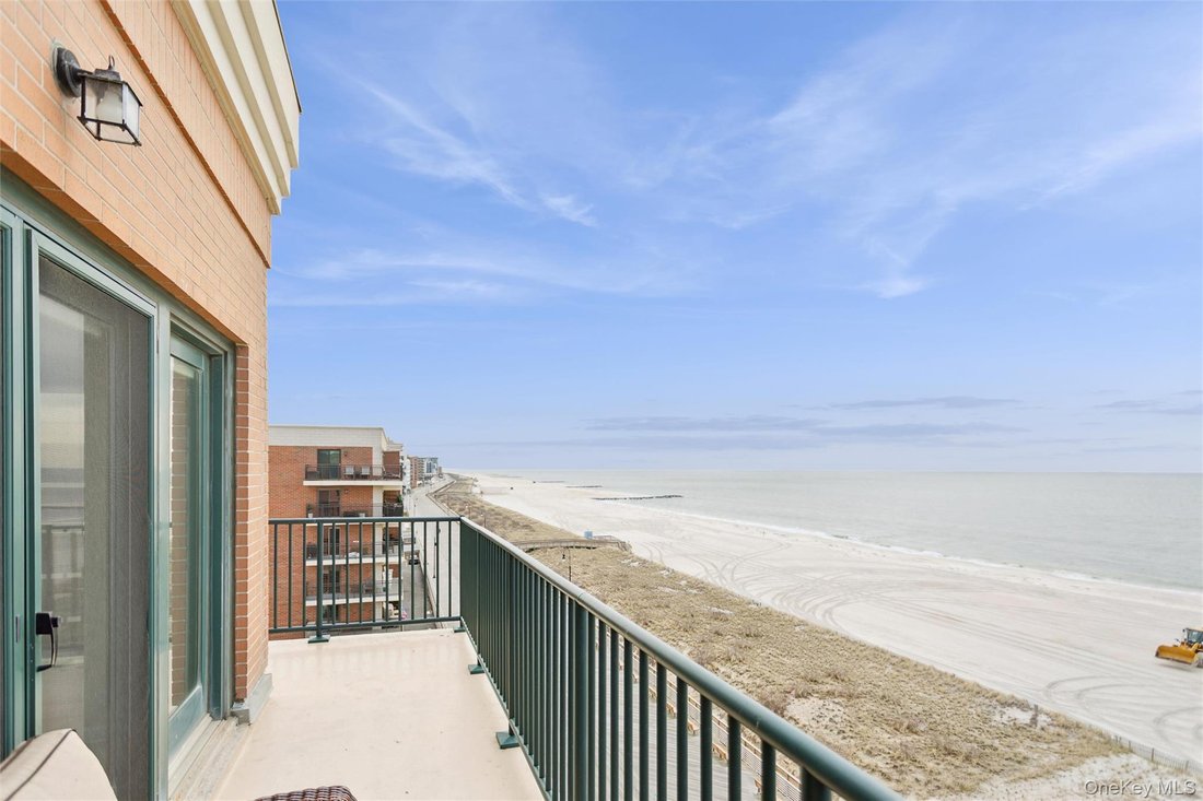 Condo in Long Beach, New York, United States 3 - 17735444