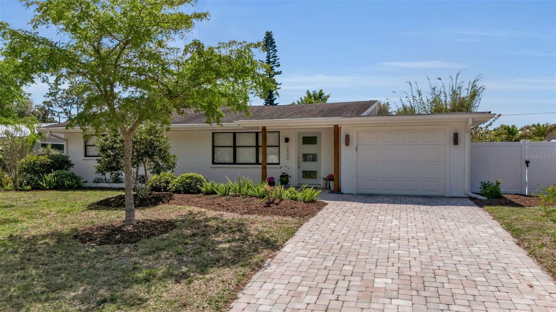 House in Sarasota, Florida, United States 2 - 17735449