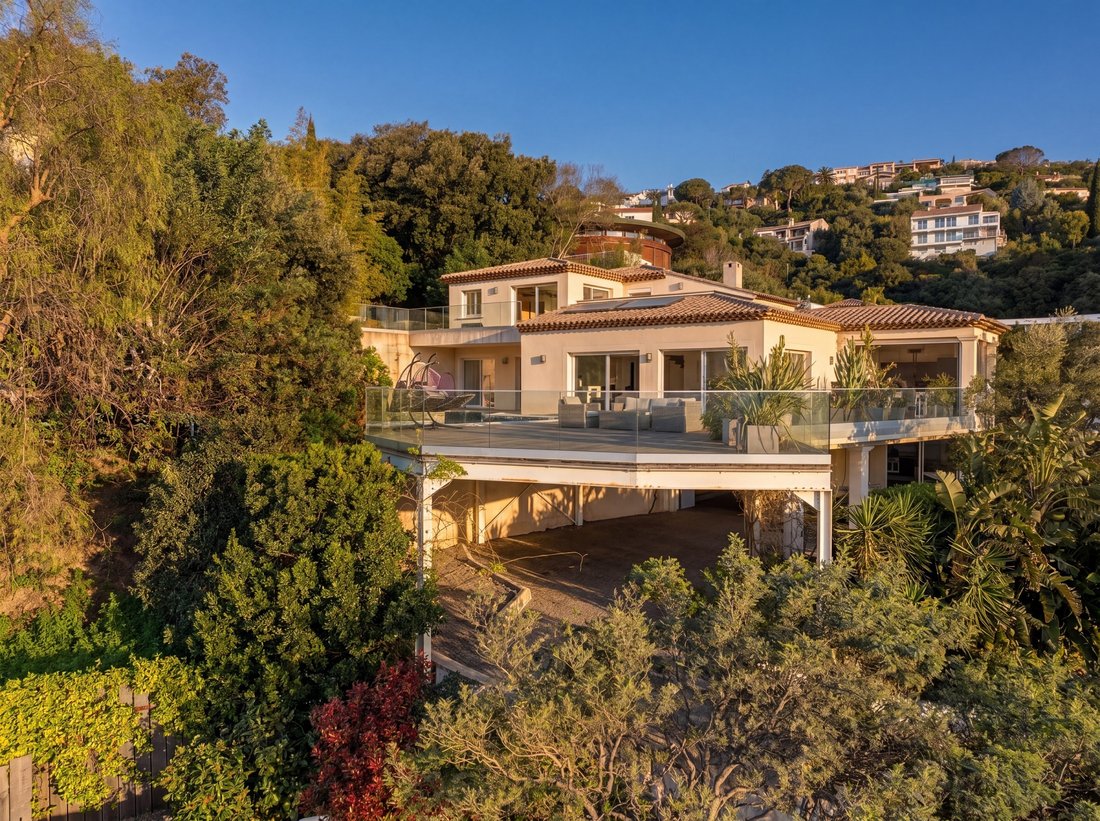 House in Les Issambres, Roquebrune-sur-Argens, France 3 - 17737000