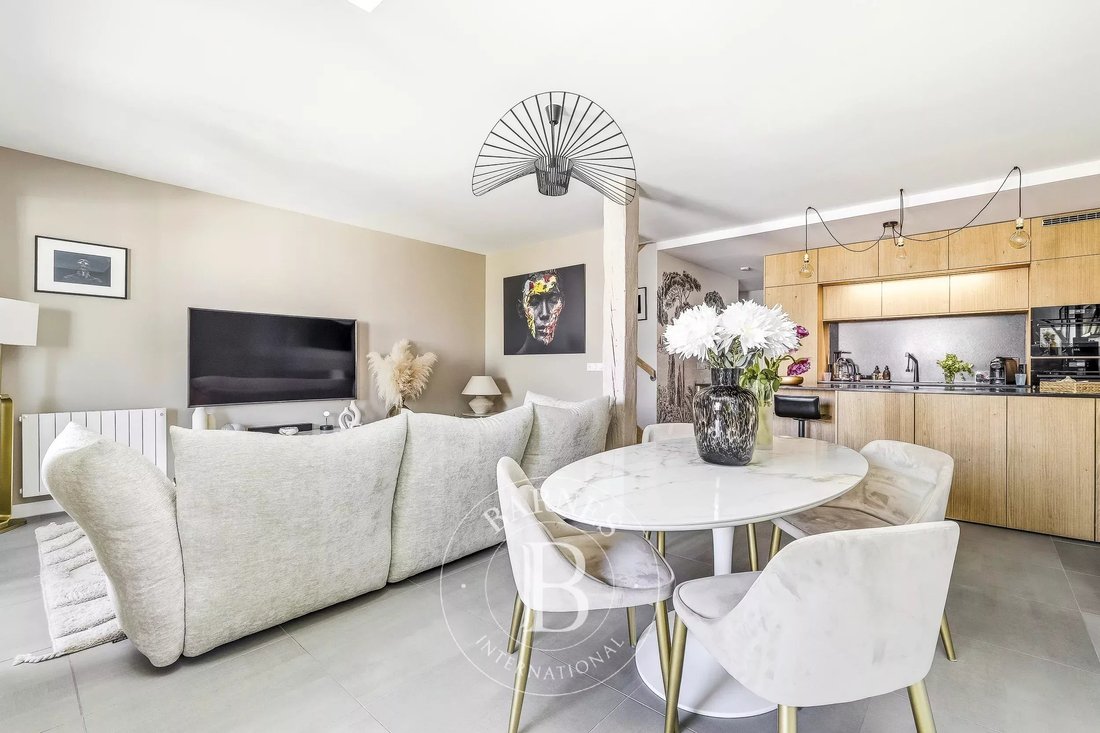 Apartment in Grand Parc-Chartrons-Paul Doumer, Bordeaux, France 2 - 17735809