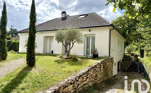House in Samois-sur-Seine, Ile-de-France, France 1