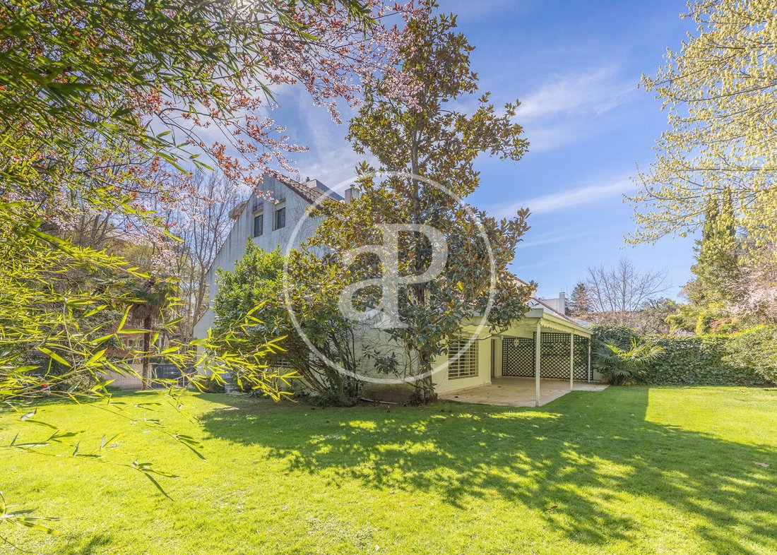 Villa in Fuencarral-El Pardo, Madrid, Spain 3 - 17735973