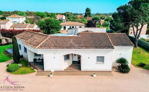 House in Ghisonaccia, Corsica, France 1