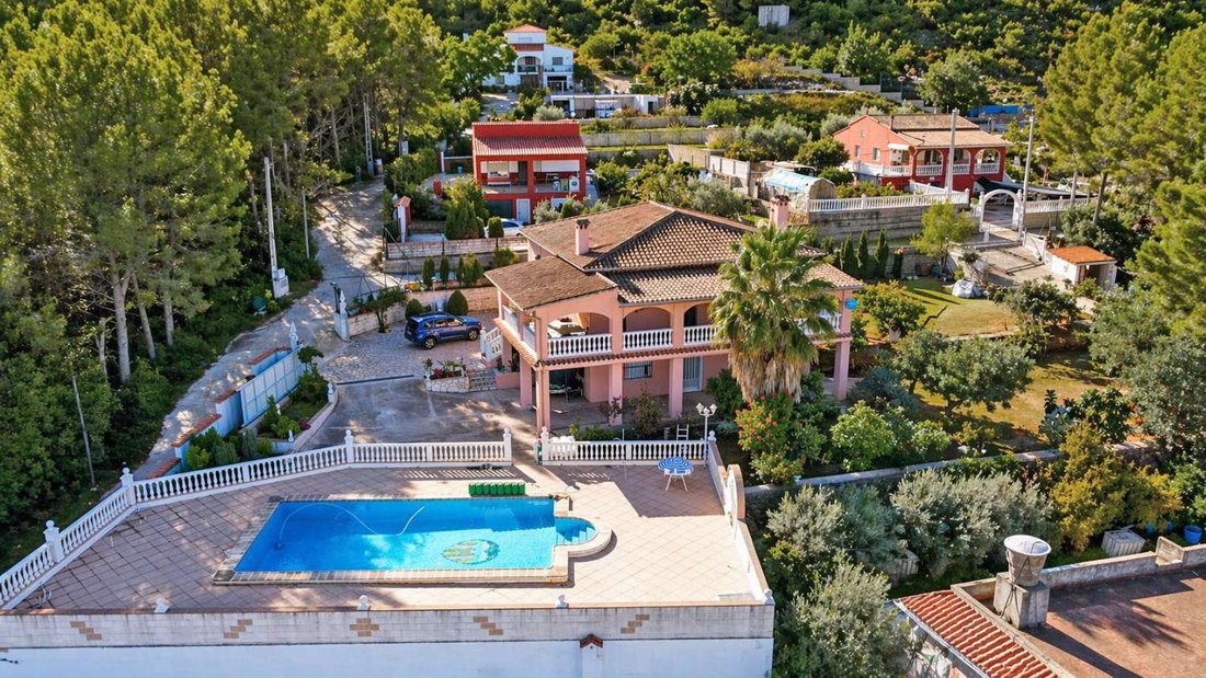 Villa in Vilallonga / Villalonga, Valencian Community, Spain 2 - 17729215