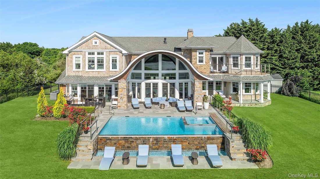 House in Eastport, New York, United States 1 - 17735491