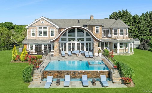 House in Eastport, New York, United States 1