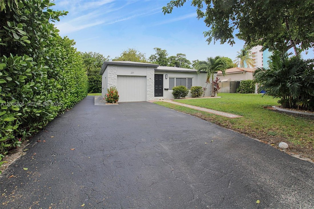 House in Miami, Florida, United States 3 - 17736342