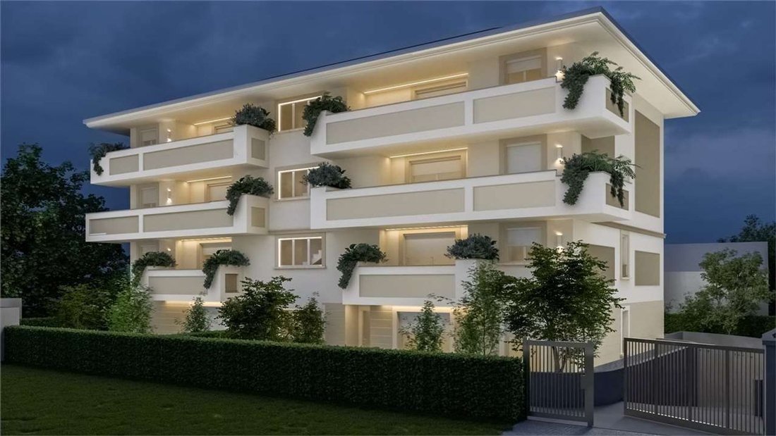 Apartment in Center, Cesano Maderno, Lombardy 1 - 17739667