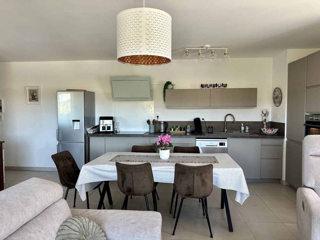 Apartment in Saint-Cyr-sur-Mer, Provence-Alpes-Côte d'Azur, France 3 - 17739789