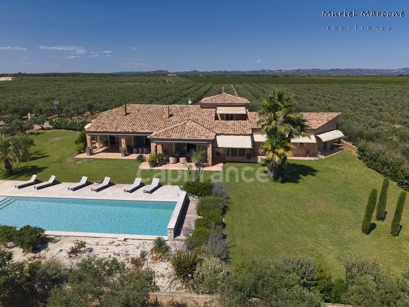 House in Arles, Provence-Alpes-Côte d'Azur, France 1 - 17738955