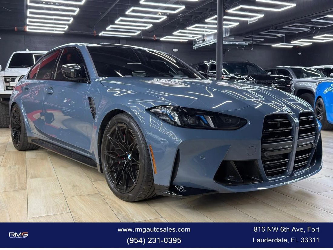 Sedan in Fort Lauderdale, FL, United States 1 - 17739436