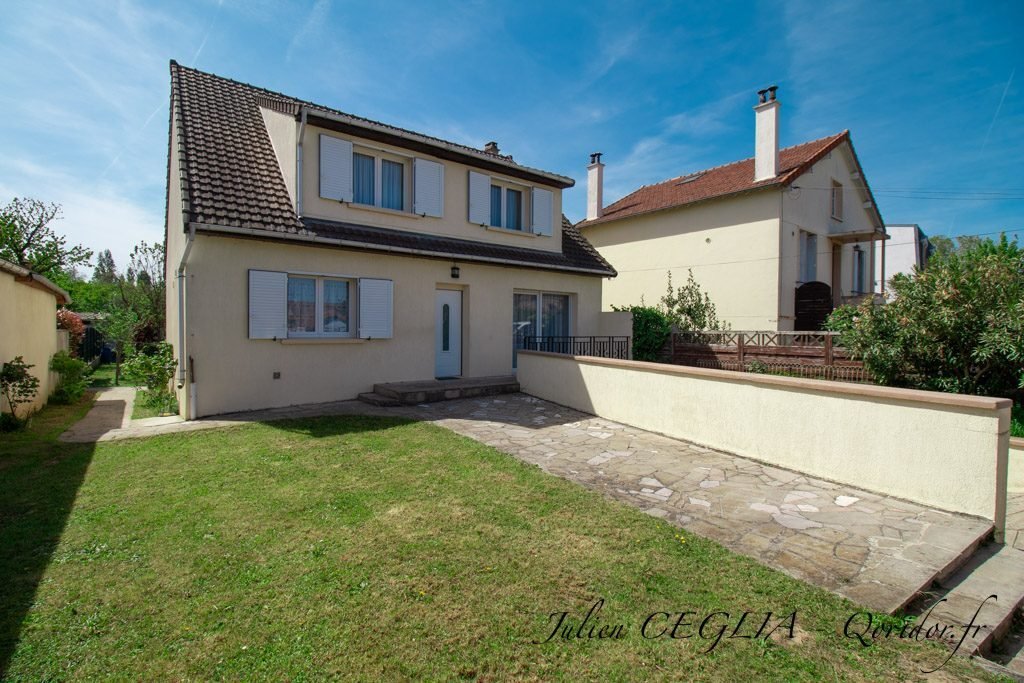 House in Vitry-sur-Seine, Ile-de-France, France 2 - 16949679
