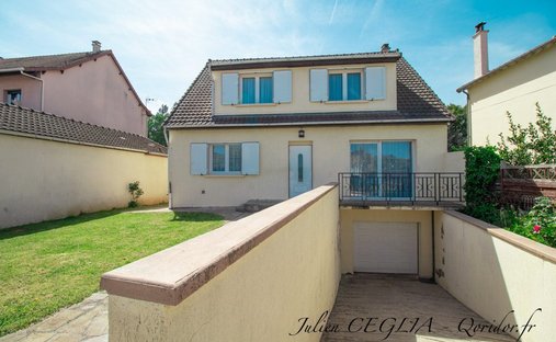 House in Vitry-sur-Seine, Ile-de-France, France 1