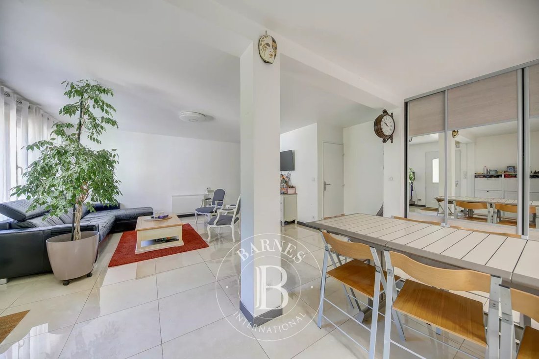 Apartment in Notre Dame, Versailles, France 5 - 17737327