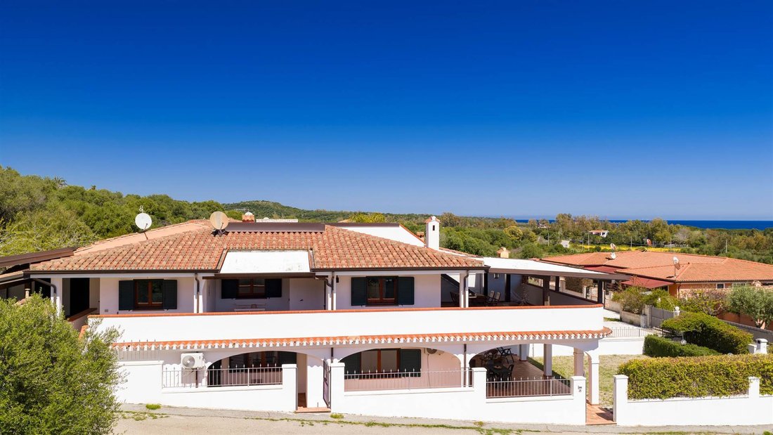 Villa a Bari Sardo, Sardegna, Italia 2 - 17738707