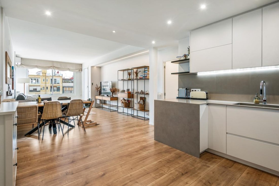 Apartment in Eixample, Barcelona, Spain 4 - 17735500