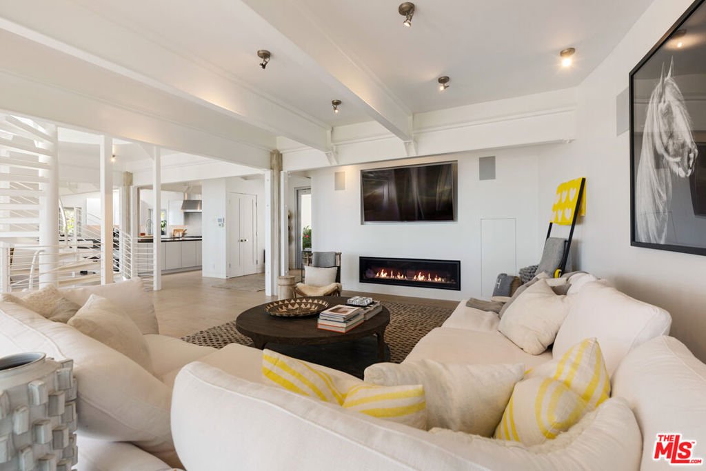 House in Malibu, California, United States 3 - 17737221