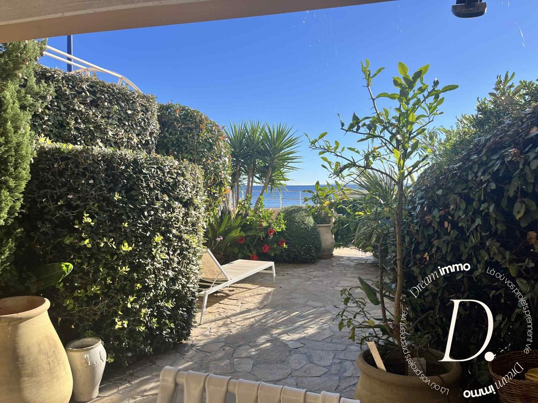 Apartment in Hyeres, Provence-Alpes-Côte d'Azur, France 2 - 17739899