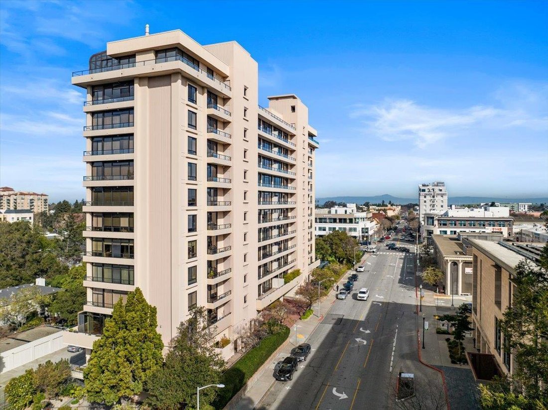 Condo in San Mateo, California, United States 1 - 17737458