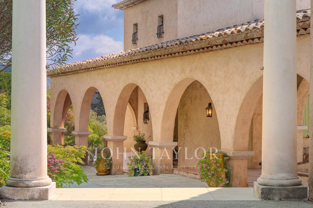 Villa in La Roquette-sur-Siagne, Provence-Alpes-Côte d'Azur, France 3 - 17735851