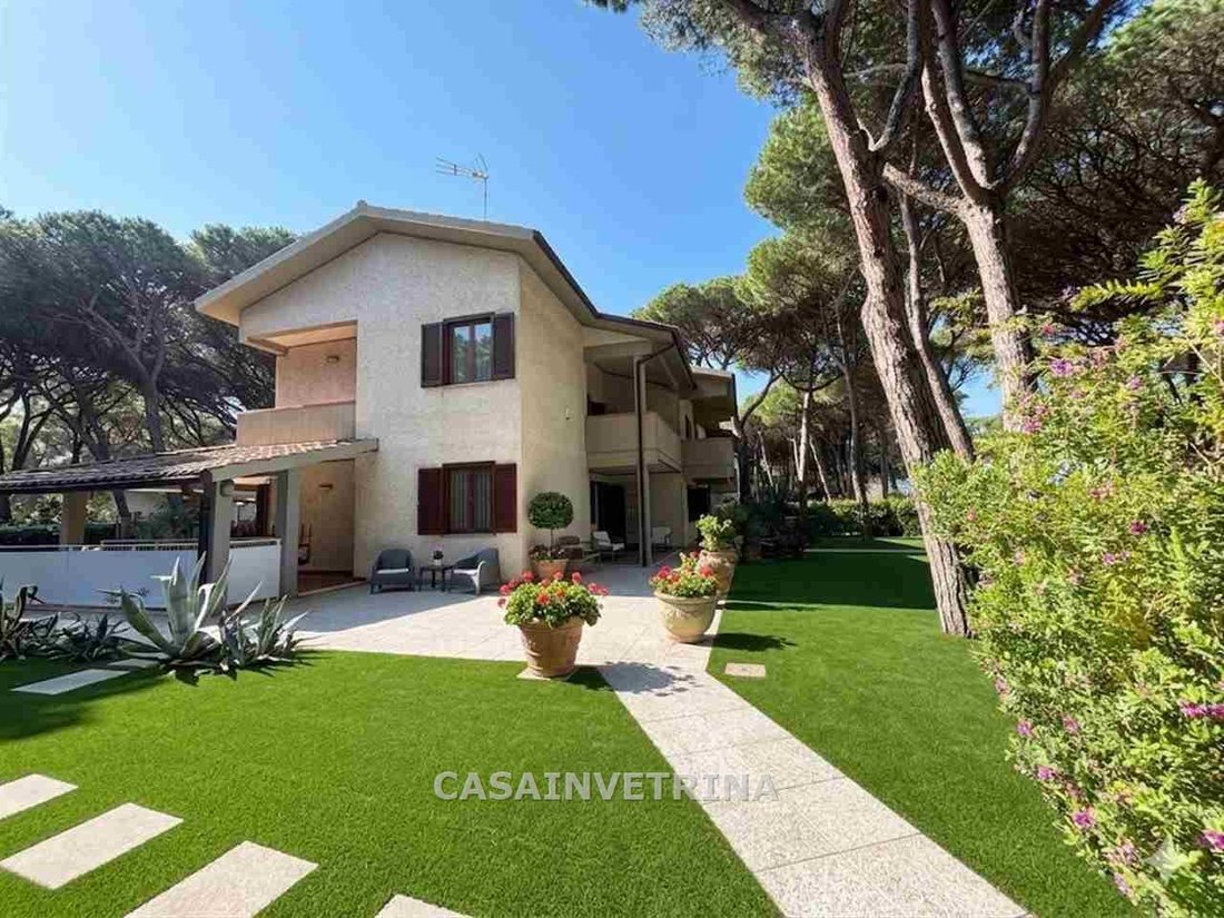 Villa in Center, Grosseto, Tuscany 1 - 17737334