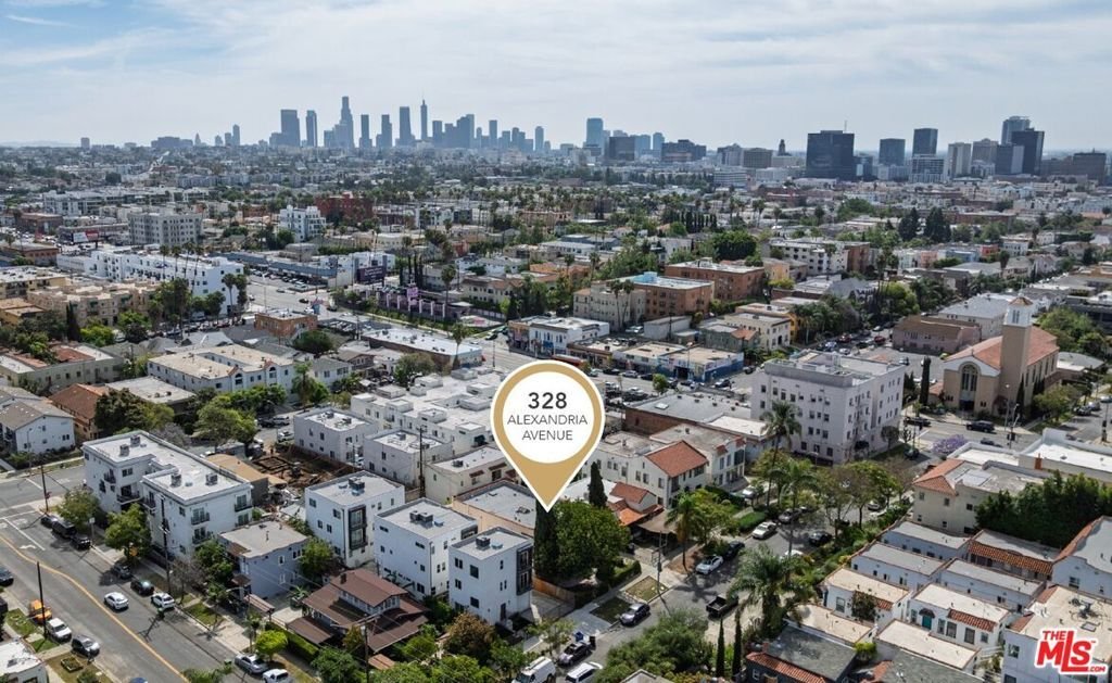 Los Angeles, California, United States 2 - 17737230