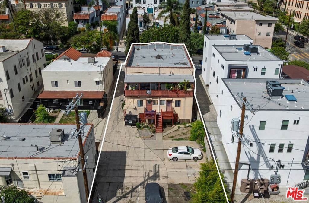 Los Angeles, California, United States 3 - 17737230