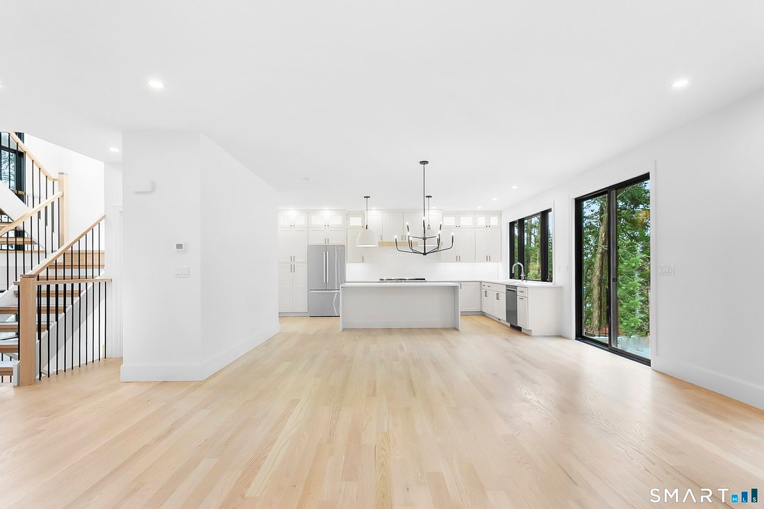 Condo in Stratford, Connecticut, United States 4 - 17737146