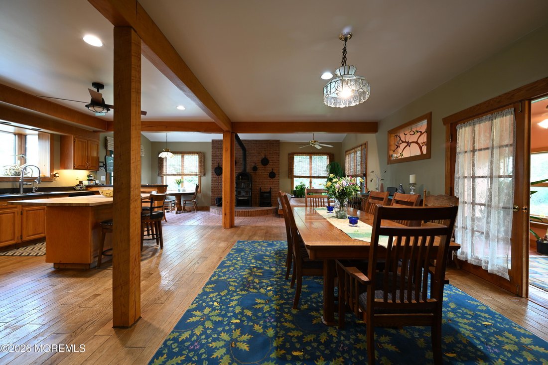 House in Robbinsville, NJ, United States 5 - 17737075