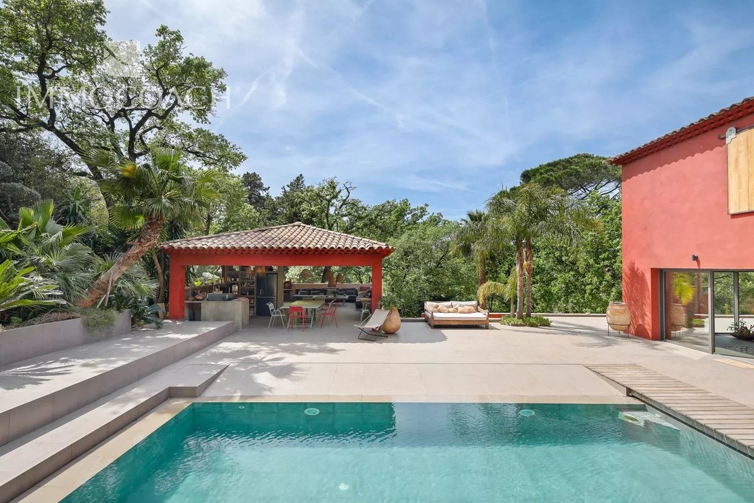 Villa in Toulon, Provence-Alpes-Côte d'Azur, France 5 - 17738729
