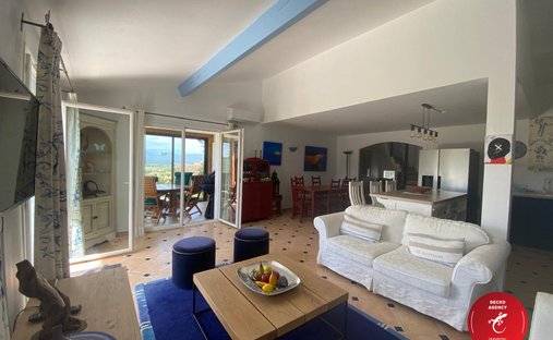 House in Les Issambres, Roquebrune-sur-Argens, France 1