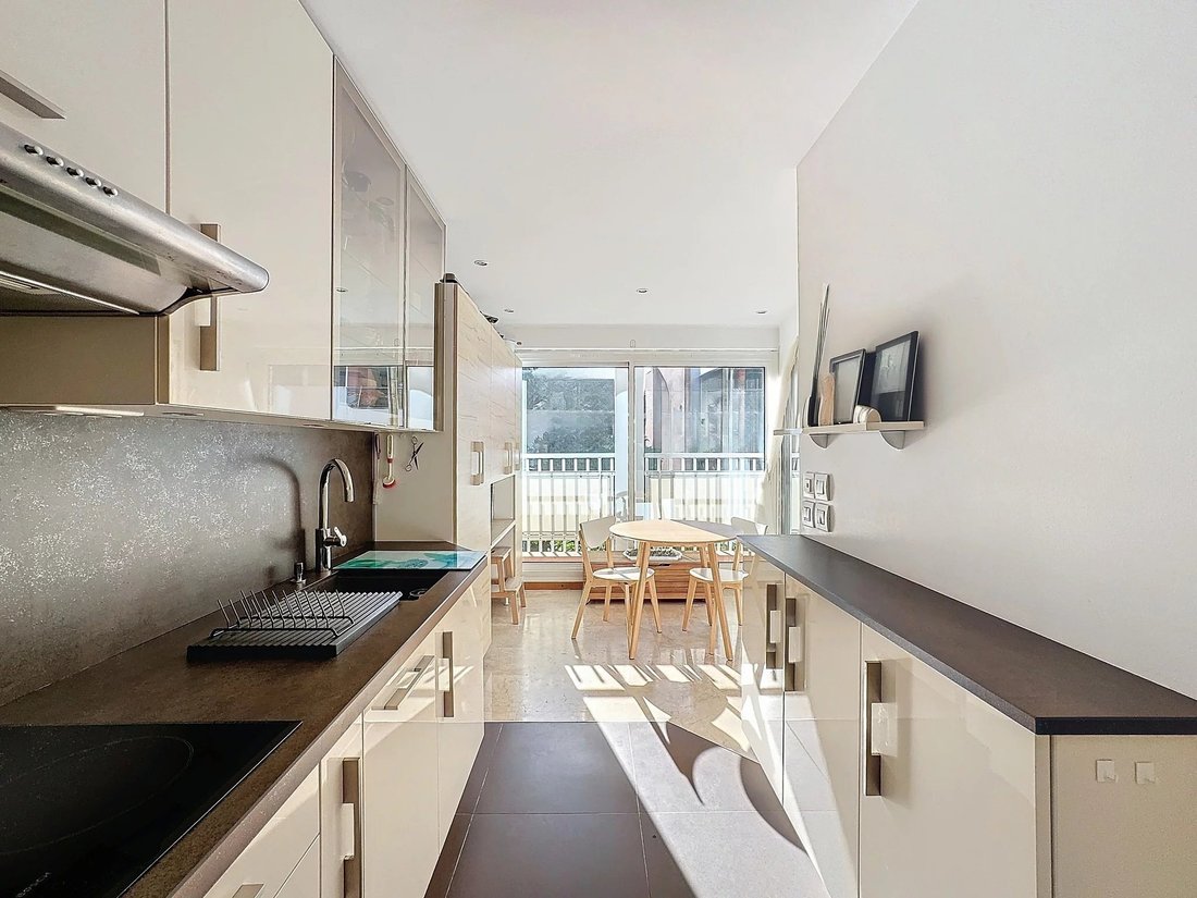 Apartment in Antibes, Provence-Alpes-Côte d'Azur, France 4 - 17735704