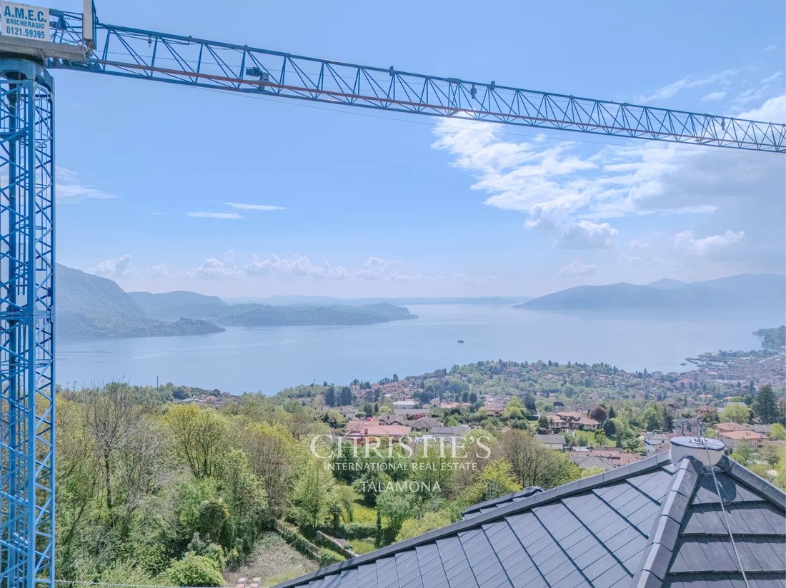 Apartment in Arizzano, Piedmont, Italy 2 - 17735837