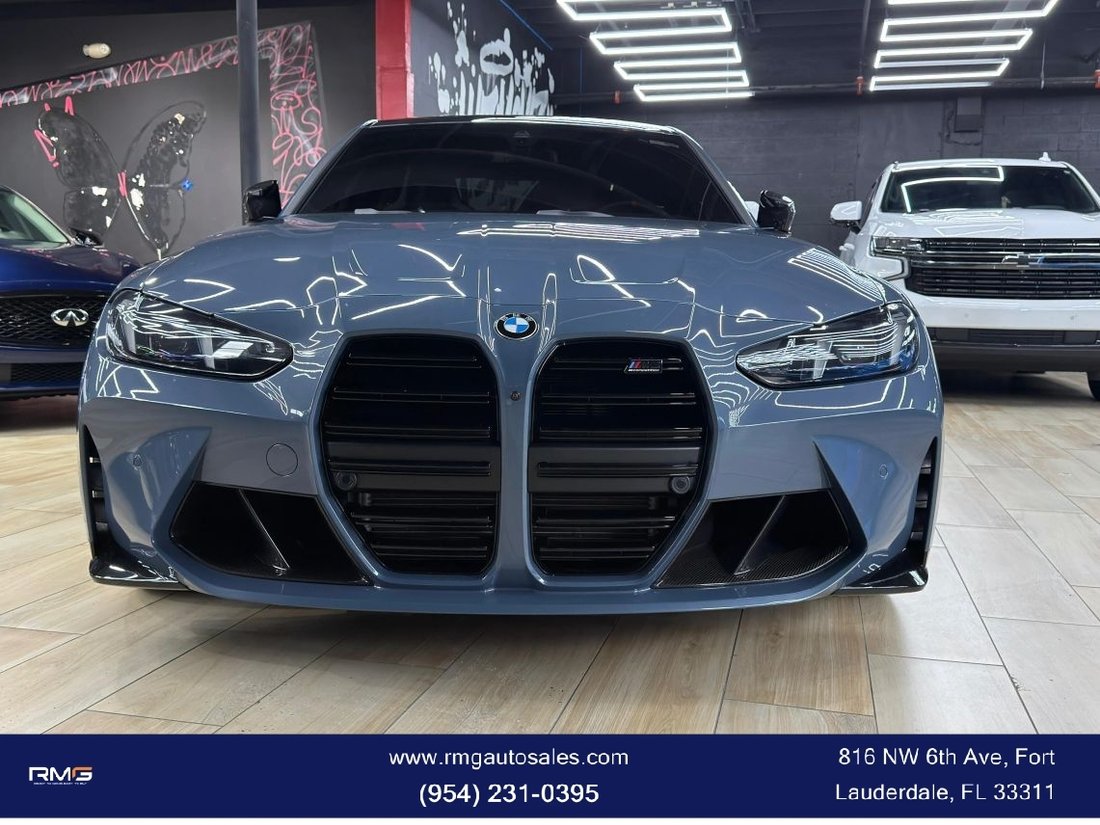 Sedan in Fort Lauderdale, FL, United States 5 - 17739436