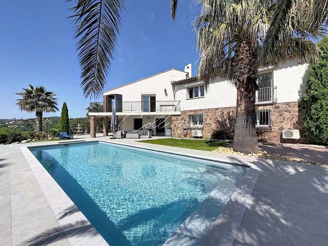 Villa in Les Issambres, Roquebrune-sur-Argens, France 3 - 17738682