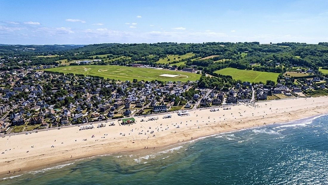 Apartment in Blonville-sur-Mer, Normandy, France 1 - 17732375