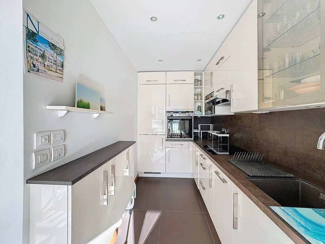 Apartment in Antibes, Provence-Alpes-Côte d'Azur, France 3 - 17735704