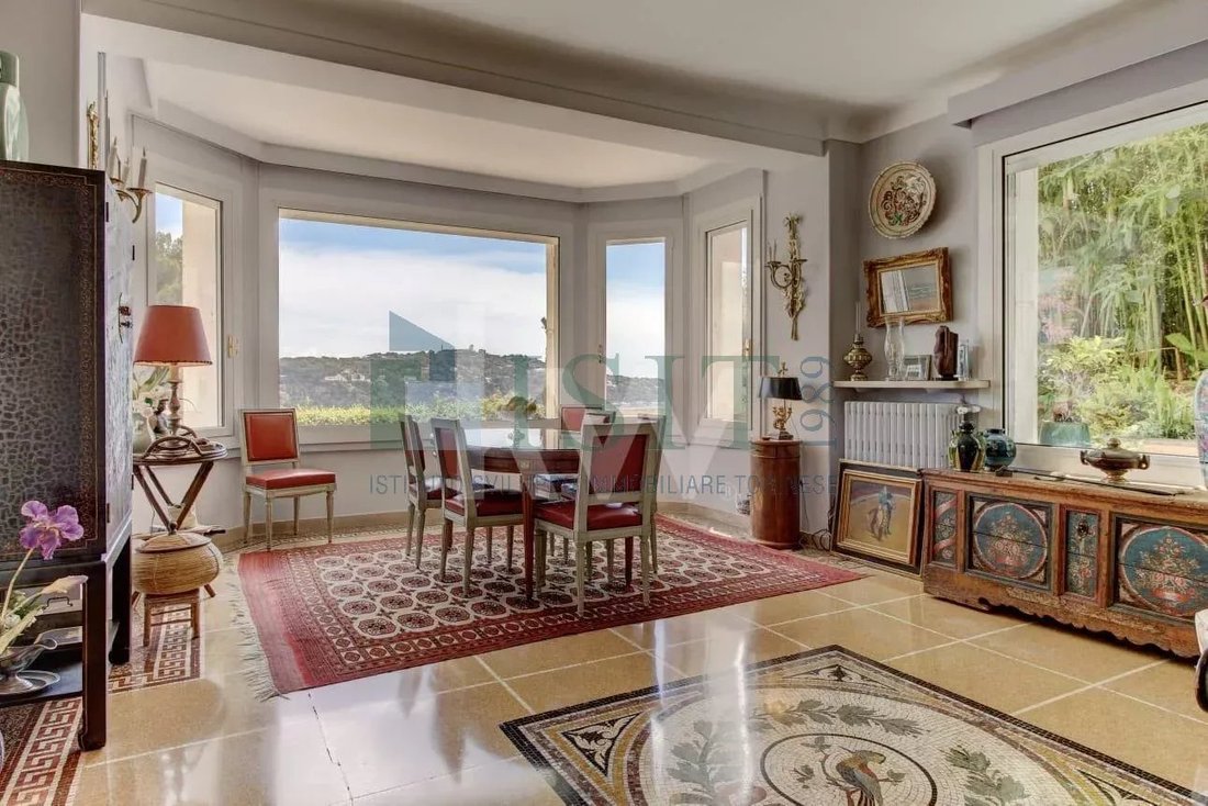 Villa in Mont Boron, Nice, Provence-Alpes-Côte d'Azur 3 - 17735682