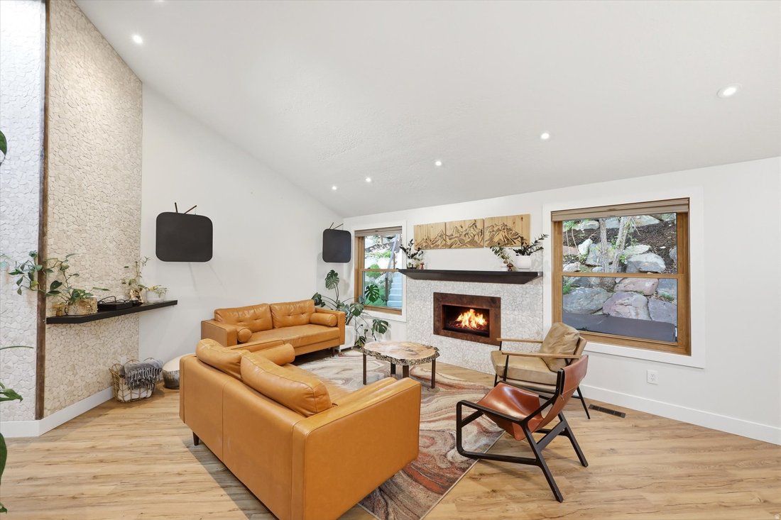 House in Sandy, Utah, United States 5 - 17737278