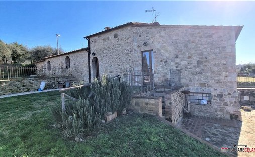 Villa in Colle di Val d'Elsa, Tuscany, Italy 1