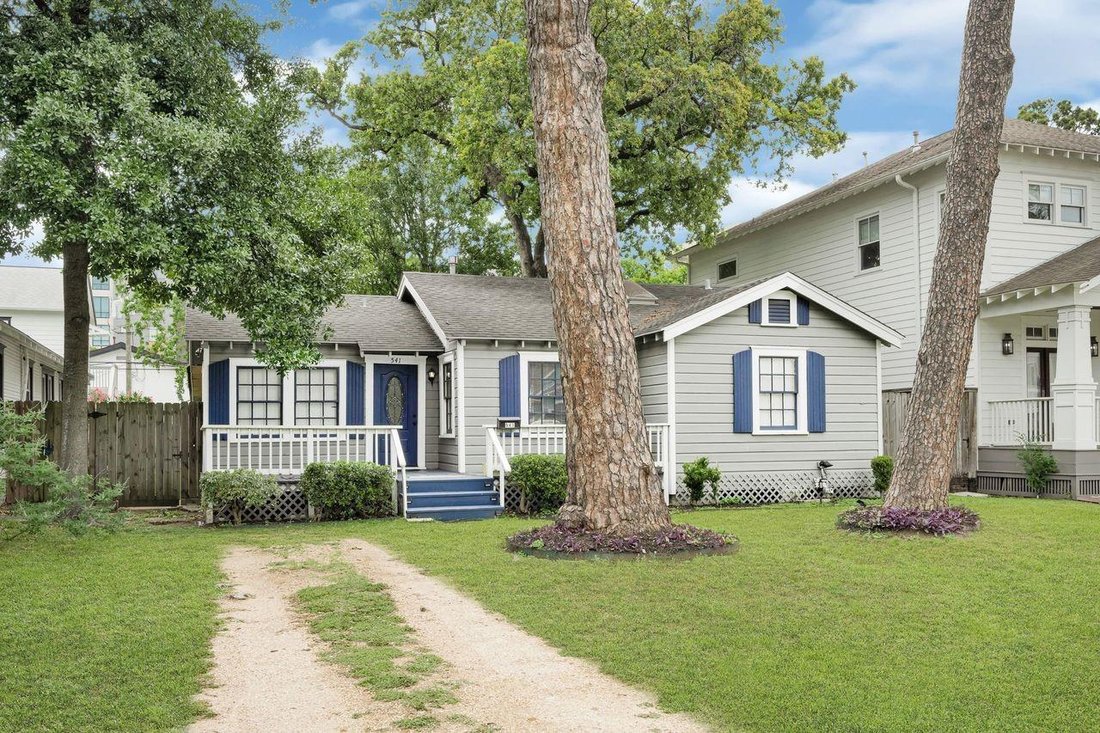 House in Houston, Texas, United States 2 - 17738132