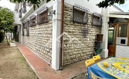 Villa in Historic Center, Viareggio, Tuscany 1